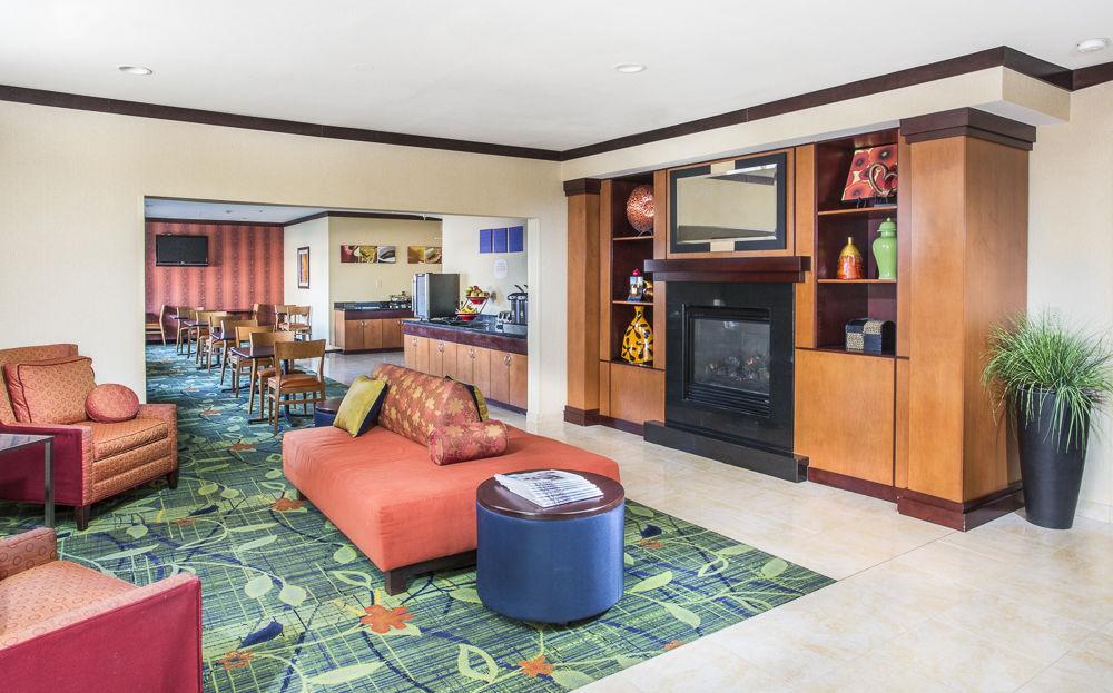 Fairfield Inn & Suites Bismarck North Dış mekan fotoğraf